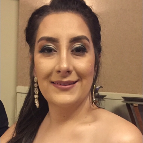 Meet your Posher, Maria - Picture 1 of 1